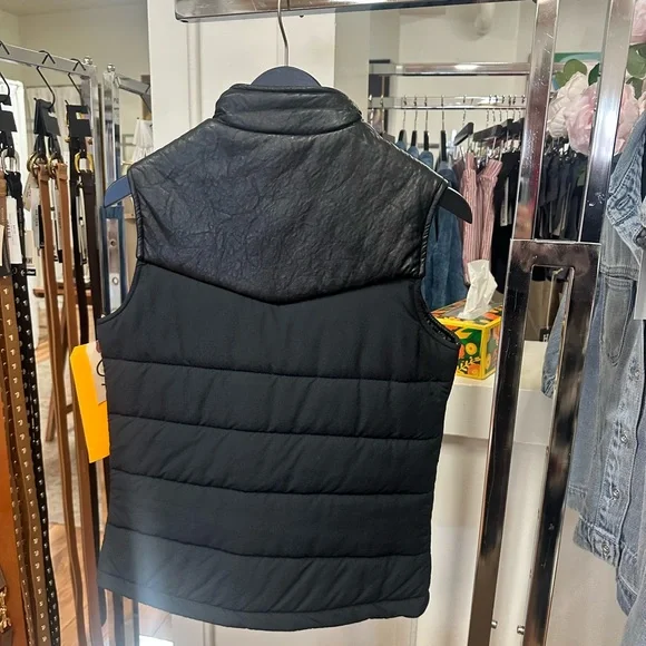 🖤 City Chic: Monrow Flatiron Puffer Vest w/ Faux Leather Trim – NWT Size S 🖤 - Picture 7 of 11